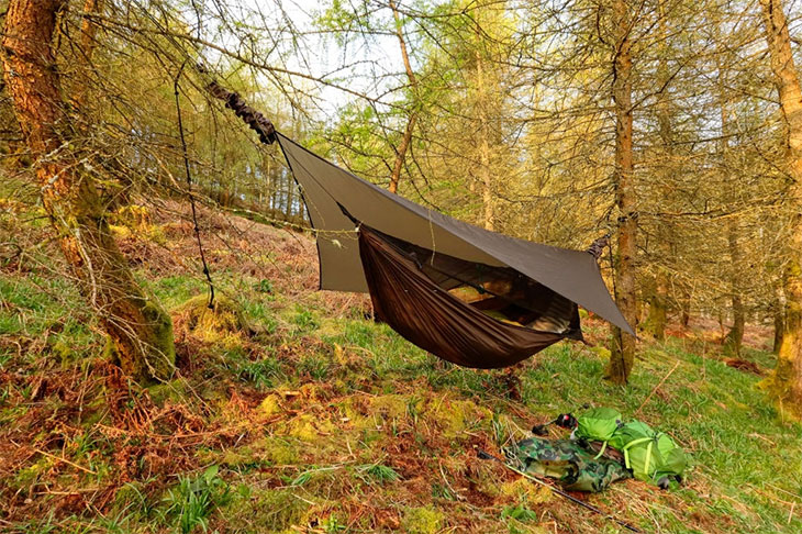 How to Find the Best Camping Hammock on a Budget